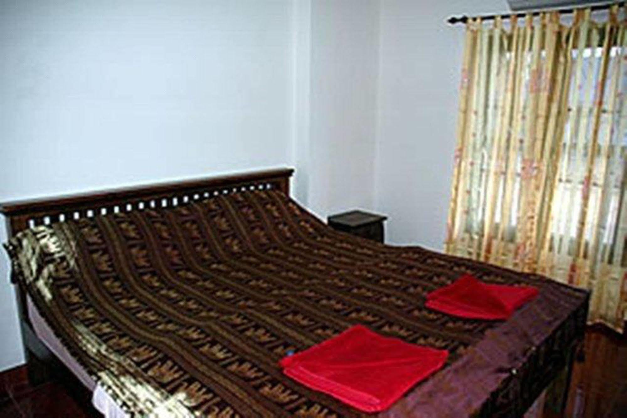 Apple Bungalows Bang Saphan Buitenkant foto