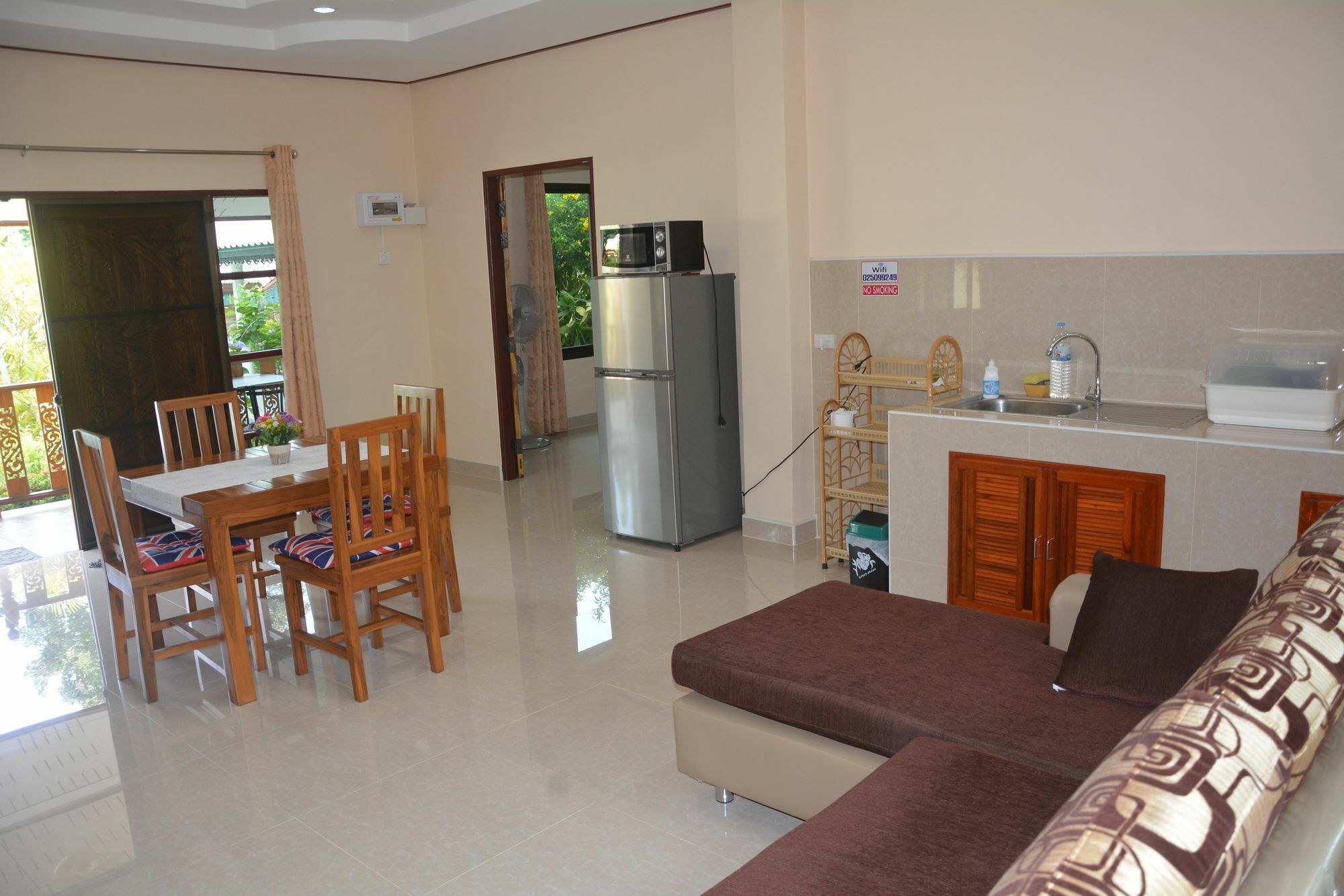 Apple Bungalows Bang Saphan Buitenkant foto