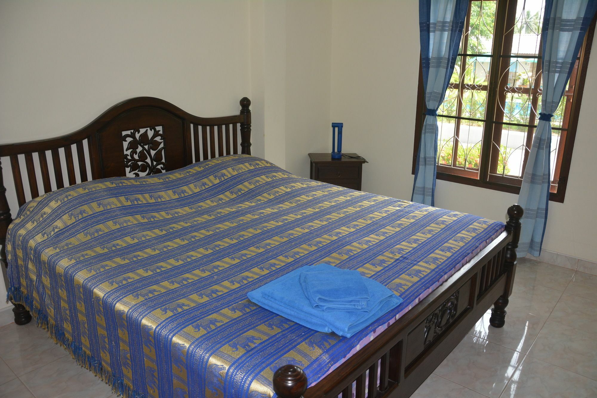 Apple Bungalows Bang Saphan Buitenkant foto